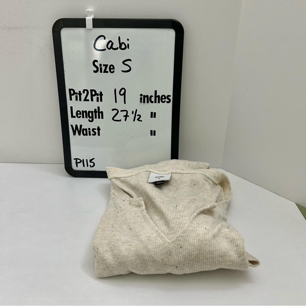 Cabi Oatmeal Color Henley V Neck Long Sleeve Top Size Small - Picture 14 of 14